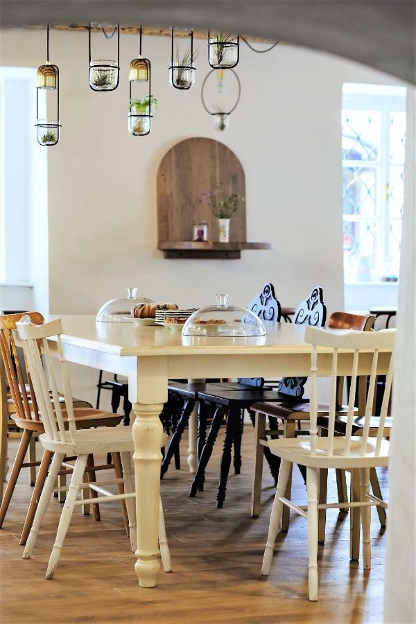 Monastery Garden Bistro & Rooms 체스키크룸로프 외부 사진
